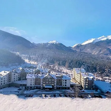 Daire Apartmanica Double In&out, Swimming Pool, Balcony, 4* Aparthotel,